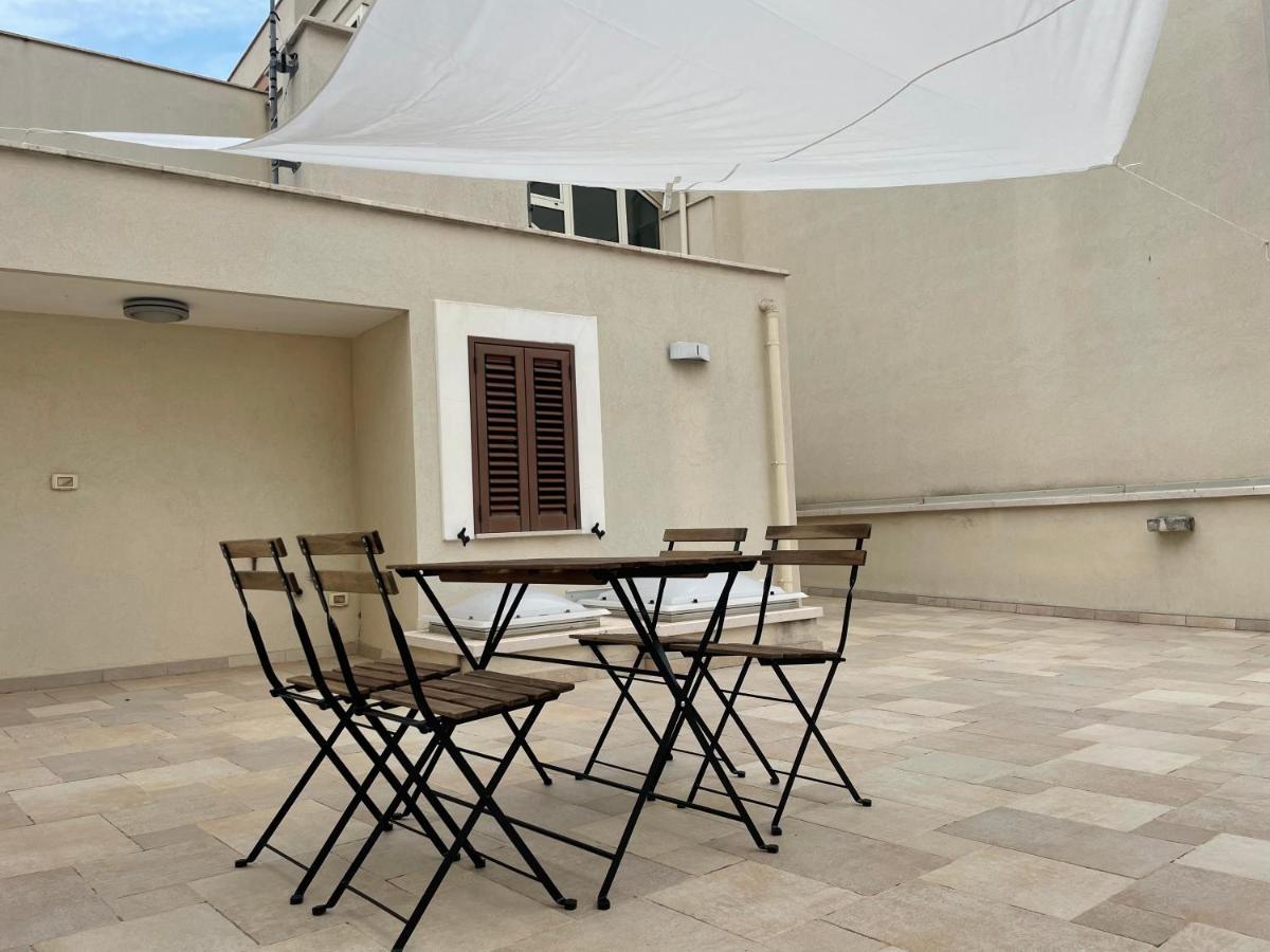 Апартаменты Casa Oberdan - Private Parking Монополи Экстерьер фото
